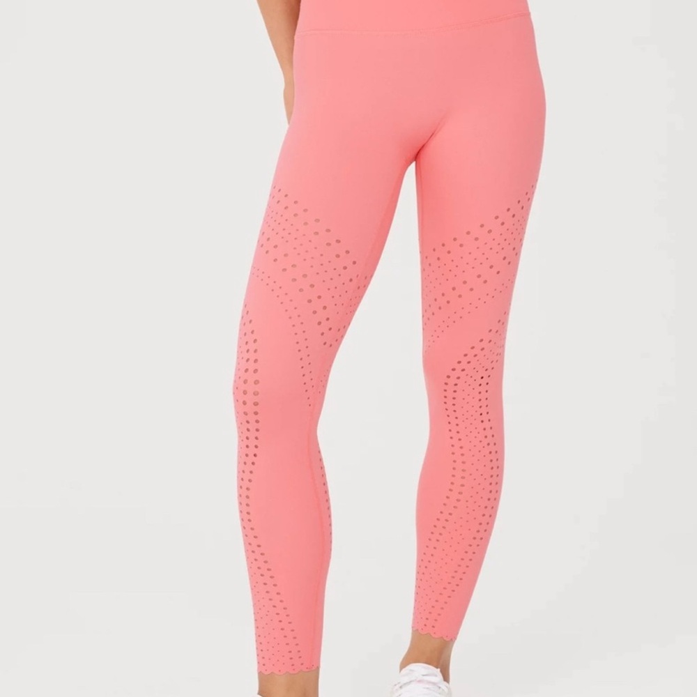 NWT Offline by Aerie Pink Leggings